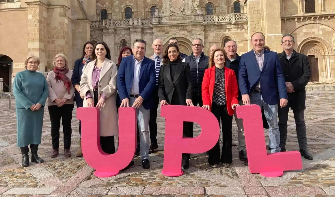 Acto de presentaci&oacute;n de la candidatura de la Uni&oacute;n del Pueblo Leon&eacute;s a las Cortes de Castilla y Le&oacute;n