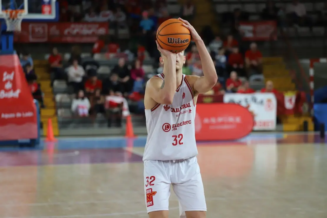 WhatsApp Image 2026-02-15 at 21.43.48