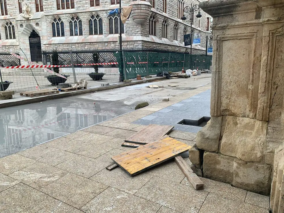 62cac66a-ef69-450a-84c3-37d4d7c76e41