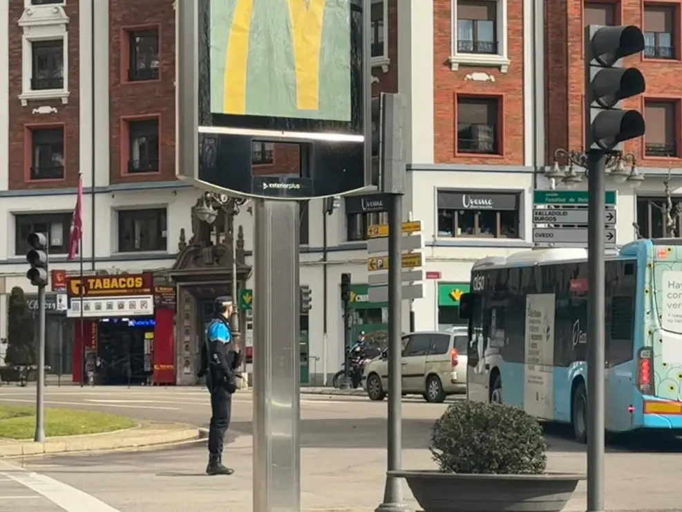 91b99cd8-35d6-4b2f-af8f-8a3e4f7818e2