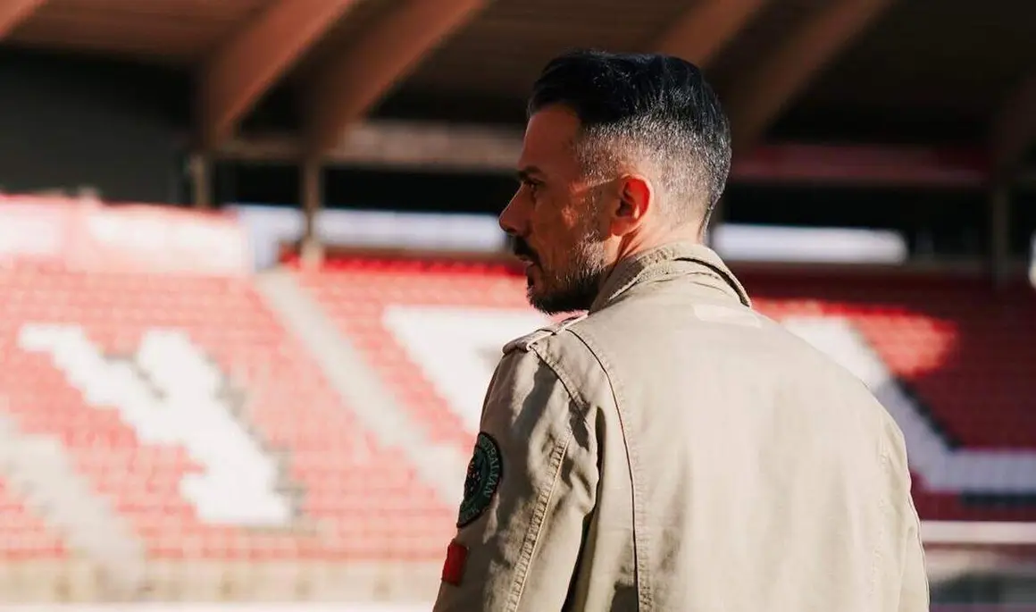 Presentaci&oacute;n Rub&eacute;n de la Barrera (9)