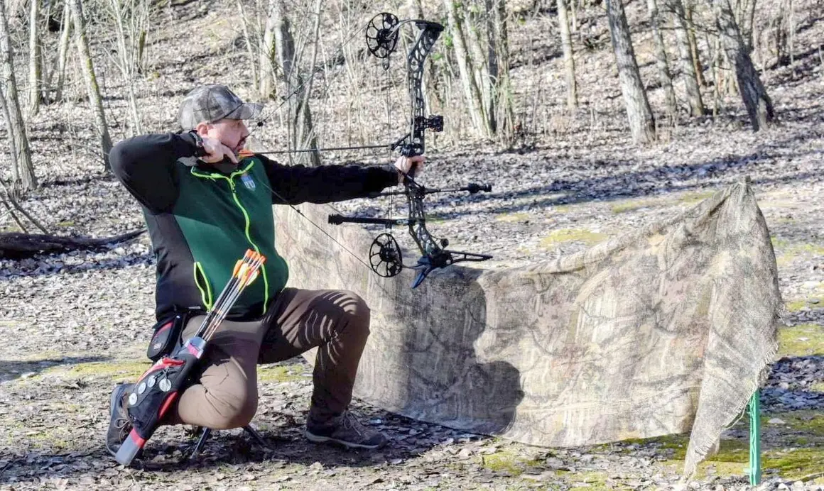El param&eacute;s Daniel Carbajo Crespo se ha proclamado subcampe&oacute;n de Espa&ntilde;a en la modalidad de recorrido de caza con arco compuesto, dentro de la categor&iacute;a senior masculina, en el XXVII Campeonato de Espa&ntilde;a celebrado el 21 de febrero en Fresno de Torote (Madrid).