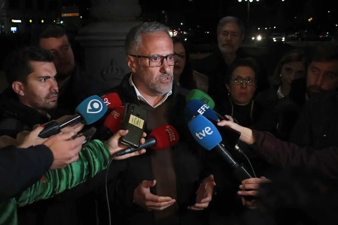 El candidato de VOX a la presidencia de la Junta, Carlos Poll&aacute;n, en el acto de apertura de la campa&ntilde;a electoral en Le&oacute;n