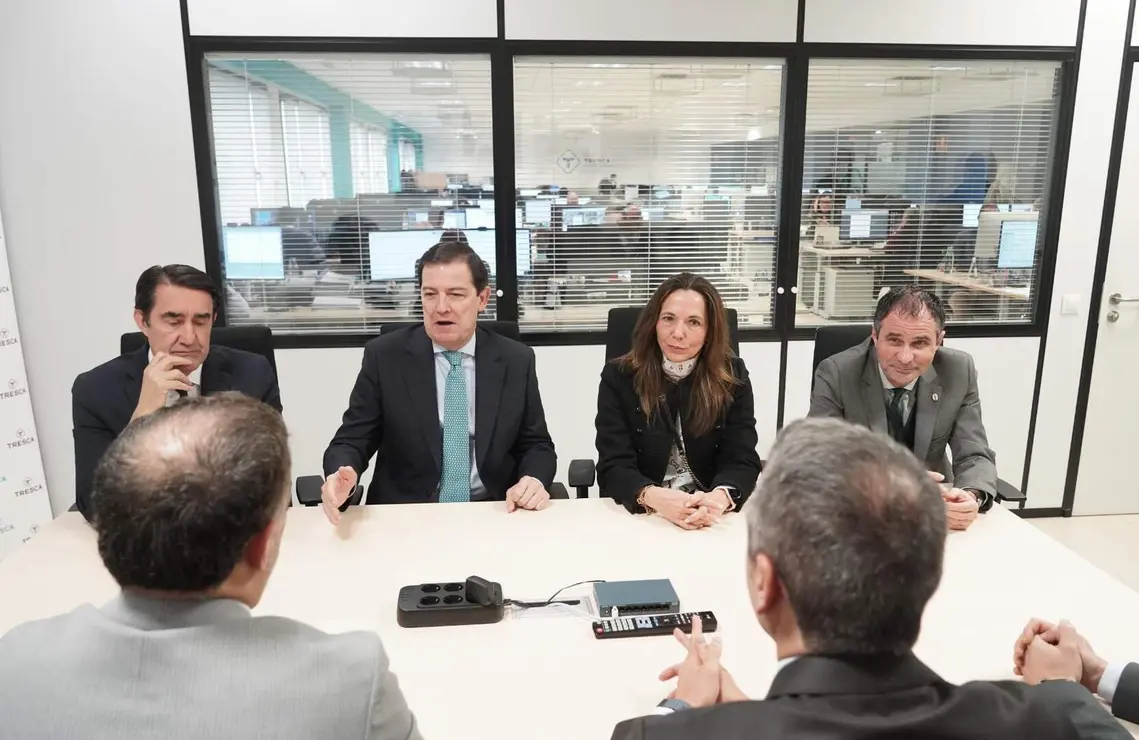 MA&Ntilde;UECO tresca (6)