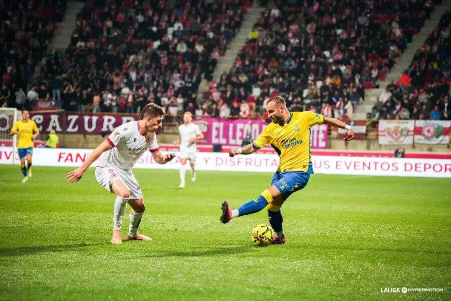 8e8d06f43ff920ae0d1dd8c08e30f990