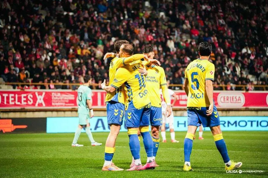 88b125ce532ecee32eb8566d6266a399