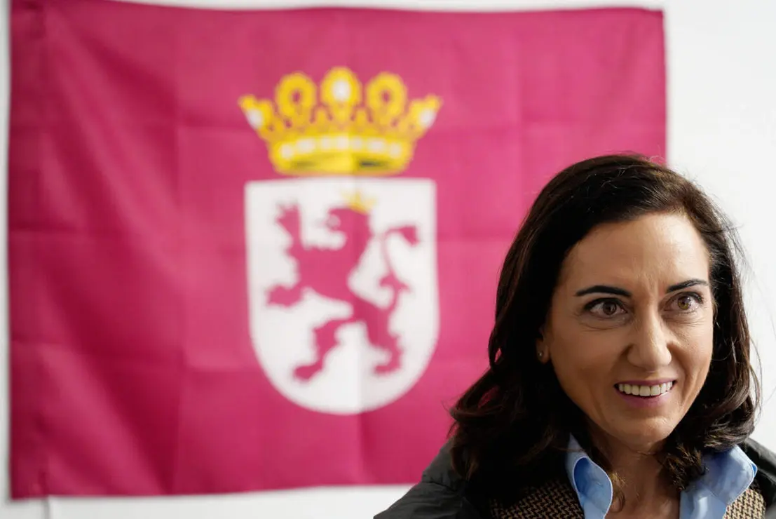 La candidata de la Uni&oacute;n del Pueblo Leon&eacute;s a la presidencia de la Junta, Alicia Gallego, durante la presentaci&oacute;n del programa electoral en Ponferrada