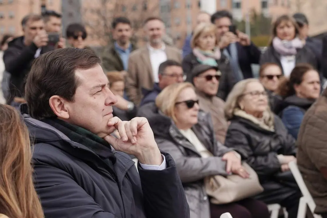 El candidato del Partido Popular de Castilla y Le&oacute;n a la reelecci&oacute;n como presidente de la Junta, Alfonso Fern&aacute;ndez Ma&ntilde;ueco, ofrece un mitin en Ponferrada (Le&oacute;n)