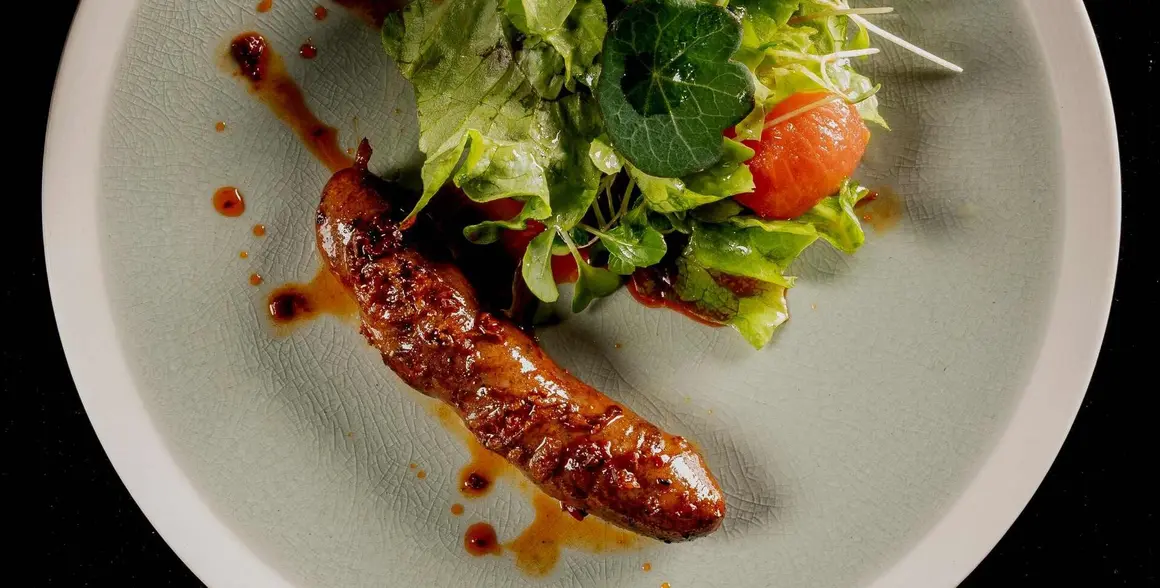 Chistorra de buey con chimi churri y ensalada de cherry2 - copia