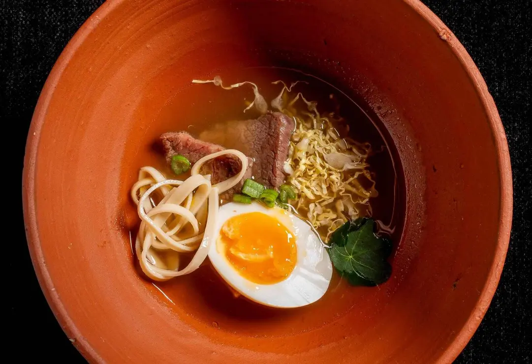 Ramen de presa, col china y huevo2