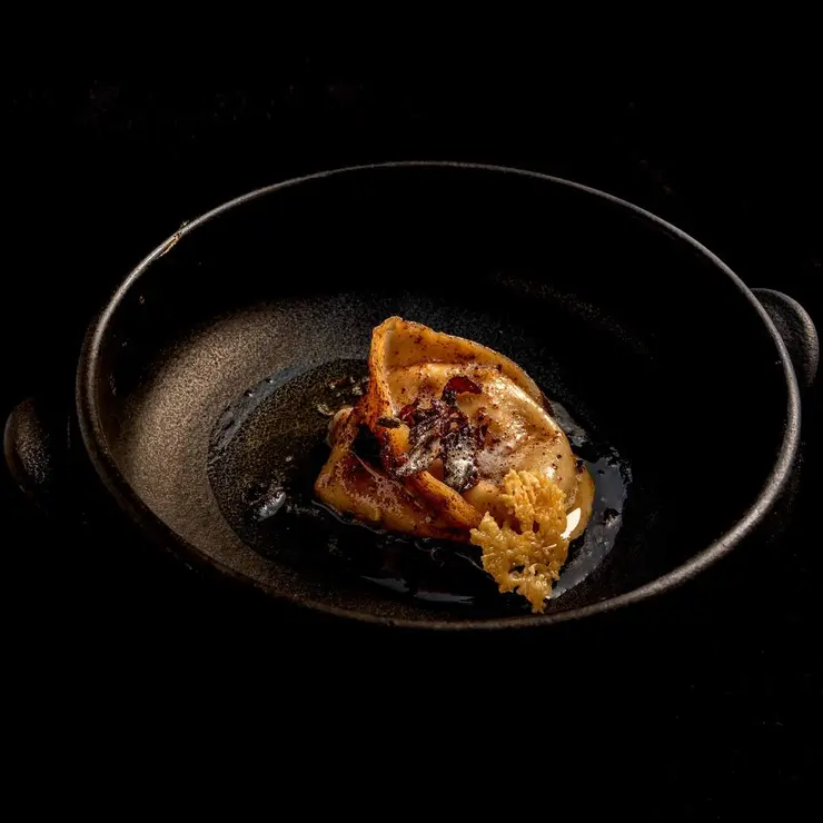 Tortelloni con bechamel de cecina, mantequilla tostada y salvia2