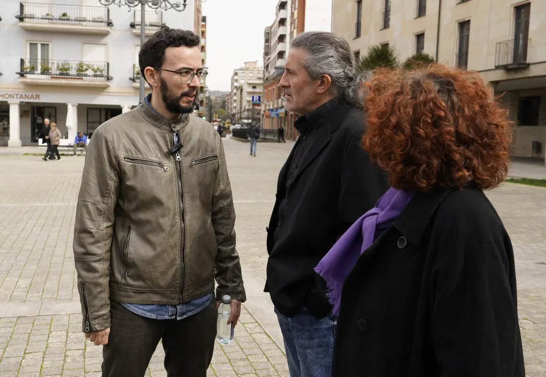 El candidato de Podemos-Alianza Verde a la Presidencia de la Junta de Castilla y Le&oacute;n, Miguel &Aacute;ngel Llamas, visita Ponferrada