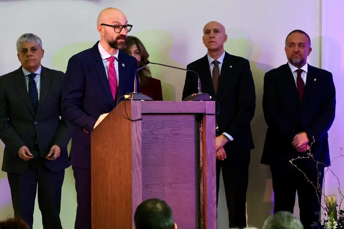 Acto conmemorativo del D&iacute;a Internacional de la Mujer en Le&oacute;n en el que participan la rectora de la ULE, Nuria Gonz&aacute;lez; el alcalde de la capital, Jos&eacute; Antonio Diez; el presidente de la Diputaci&oacute;n Provincial, Gerardo &Aacute;lvarez Courel y el delegado territorial de la Junta, Eduardo Diego