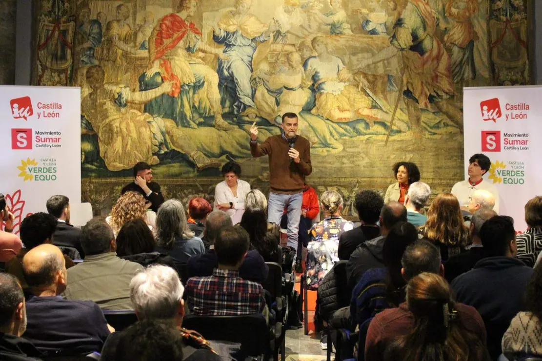 IU en Le&oacute;n (2).1