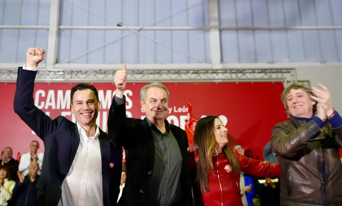 El expresidente del Gobierno Jos&eacute; Luis Rodr&iacute;guez Zapatero junto al candidato a la Presidencia de la Junta de Castilla y Le&oacute;n Carlos Mart&iacute;nez; la secretaria de Organizaci&oacute;n Rebeca Torr&oacute; y la candidata Nuria Rubio en el acto p&uacute;blico celebrado en Le&oacute;n. Fotos: Miriam Chac&oacute;n