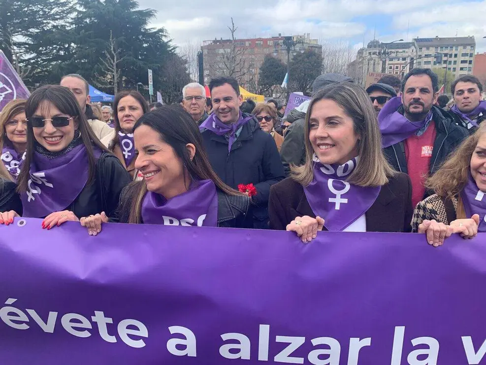 8M EN LE&Oacute;N (7)