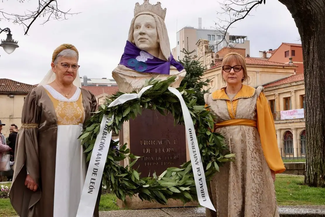 La Federaci&oacute;n de Vecinos Rey Ordo&ntilde;o de Le&oacute;n homenajea a la reina Urraca I, en el 900 aniversario de su muerte, bajo el t&iacute;tulo &lsquo;Por Urraca y todo su reino&rsquo;
