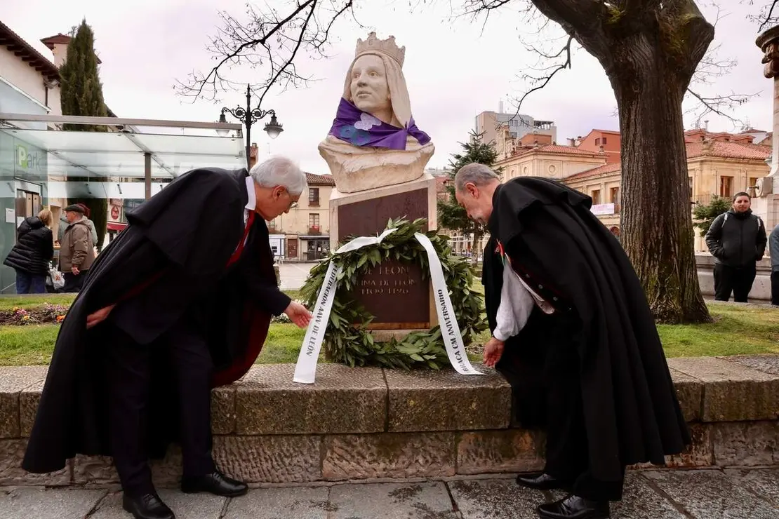 La Federaci&oacute;n de Vecinos Rey Ordo&ntilde;o de Le&oacute;n homenajea a la reina Urraca I, en el 900 aniversario de su muerte, bajo el t&iacute;tulo &lsquo;Por Urraca y todo su reino&rsquo;