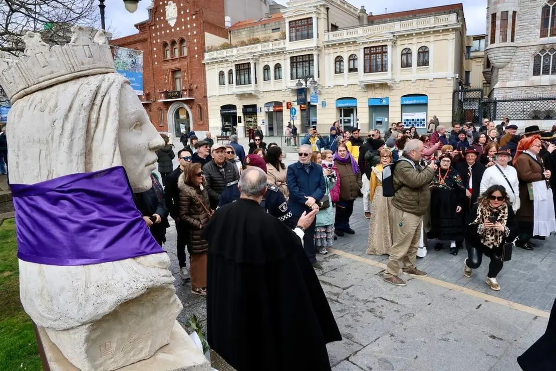 La Federaci&oacute;n de Vecinos Rey Ordo&ntilde;o de Le&oacute;n homenajea a la reina Urraca I, en el 900 aniversario de su muerte, bajo el t&iacute;tulo &lsquo;Por Urraca y todo su reino&rsquo;