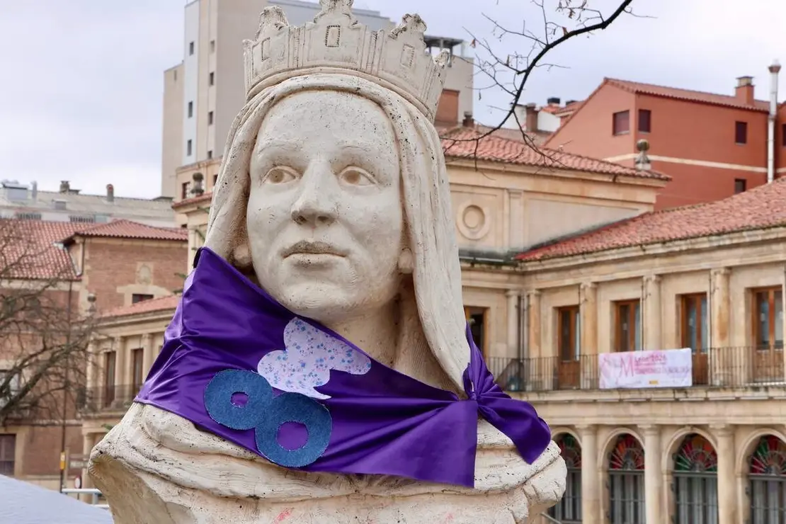 La Federaci&oacute;n de Vecinos Rey Ordo&ntilde;o de Le&oacute;n homenajea a la reina Urraca I, en el 900 aniversario de su muerte, bajo el t&iacute;tulo &lsquo;Por Urraca y todo su reino&rsquo;