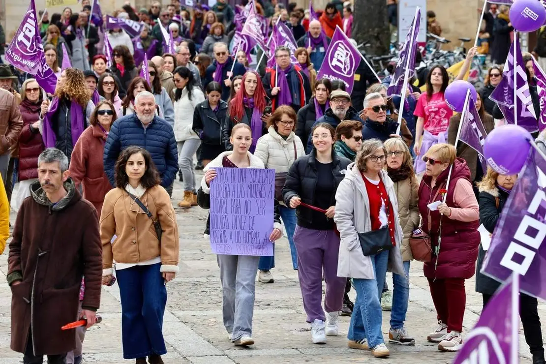 La Comisi&oacute;n 8M organiza una manifestaci&oacute;n en Le&oacute;n por el D&iacute;a Internacional de la Mujer. Foto: Campillo.
