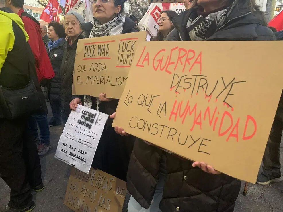 de8dc923-2833-446f-ba1c-e244daa952c9