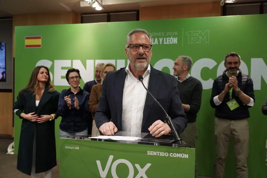 El candidato de VOX a la presidencia de Castilla y Le&oacute;n, Carlos Poll&aacute;n, en el &nbsp;AC Hotel Palacio de Santa Ana, Arroyo de la Encomienda (Valladolid) donde ha seguido el resultado de las elecciones