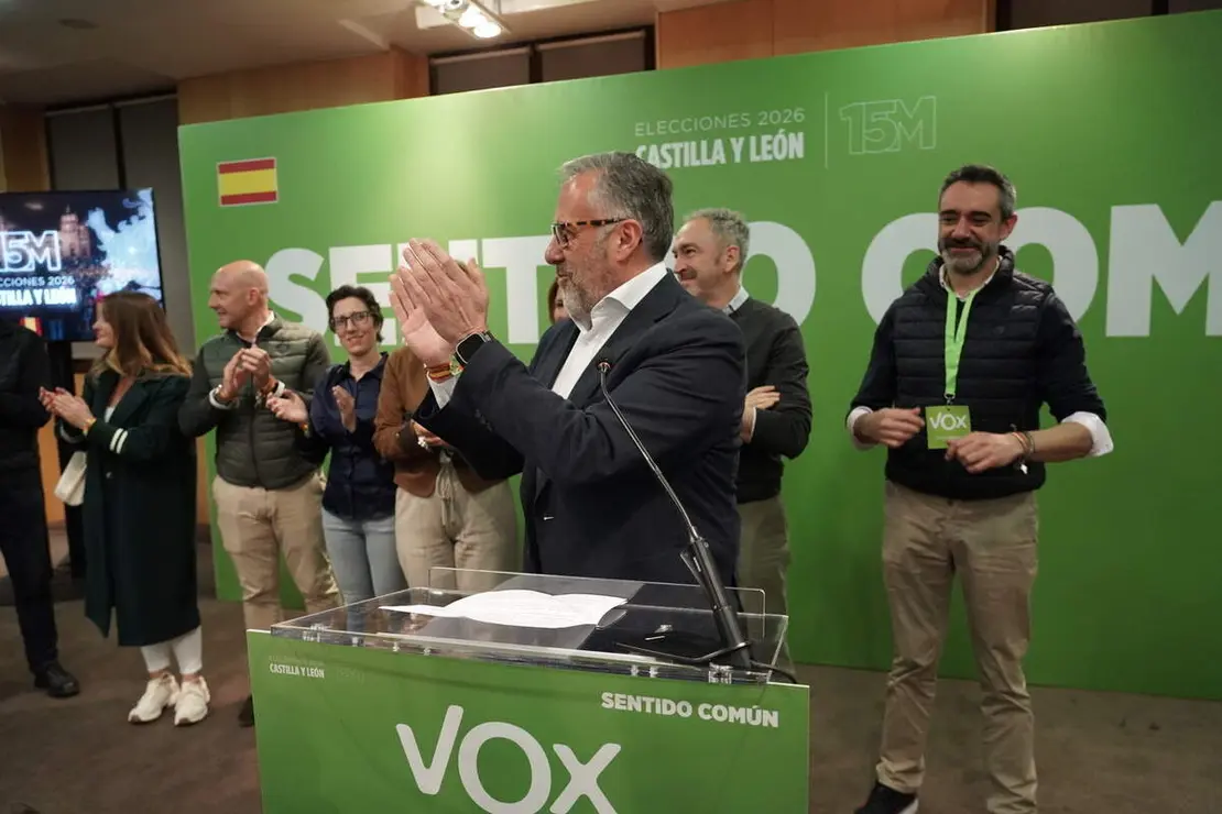 El candidato de VOX a la presidencia de Castilla y Le&oacute;n, Carlos Poll&aacute;n, en el &nbsp;AC Hotel Palacio de Santa Ana, Arroyo de la Encomienda (Valladolid) donde ha seguido el resultado de las elecciones