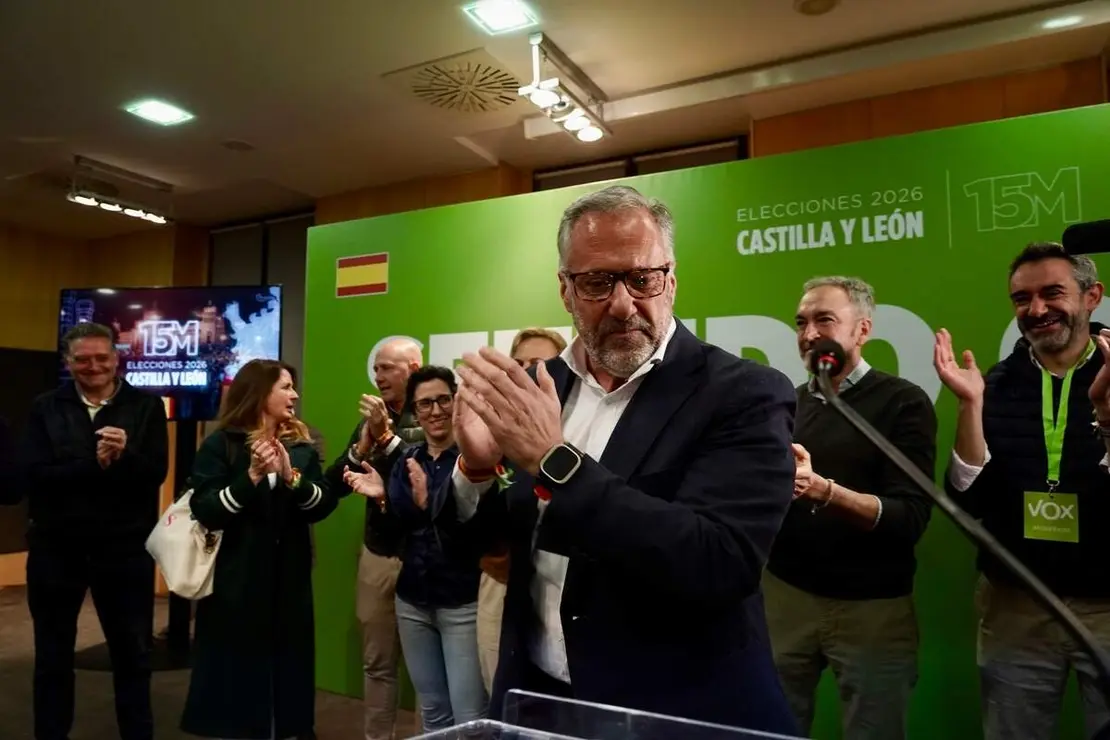 El candidato de VOX a la presidencia de Castilla y Le&oacute;n, Carlos Poll&aacute;n, en el &nbsp;AC Hotel Palacio de Santa Ana, Arroyo de la Encomienda (Valladolid) donde ha seguido el resultado de las elecciones