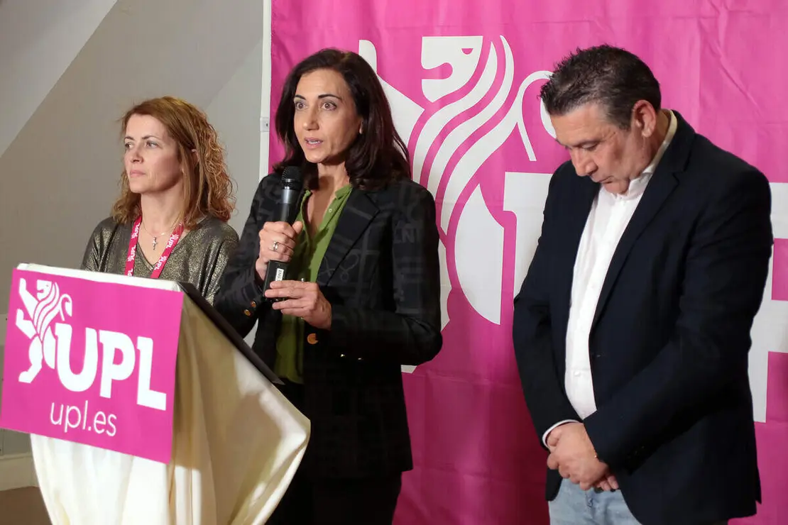 La candidata de Uni&oacute;n del Pueblo Leon&eacute;s, Alicia Gallego, analiza los resultados de las elecciones
