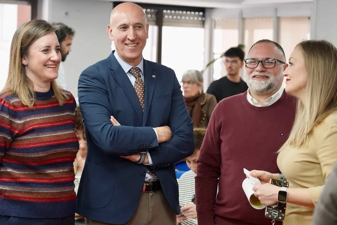 El alcalde de Le&oacute;n, Jos&eacute; Antonio Diez, asiste al encuentro &lsquo;Emprendimiento Femenino en la Hosteler&iacute;a&rsquo;, para visibilizar el talento, liderazgo, emprendimiento y aportaci&oacute;n de las mujeres del sector en la provincia