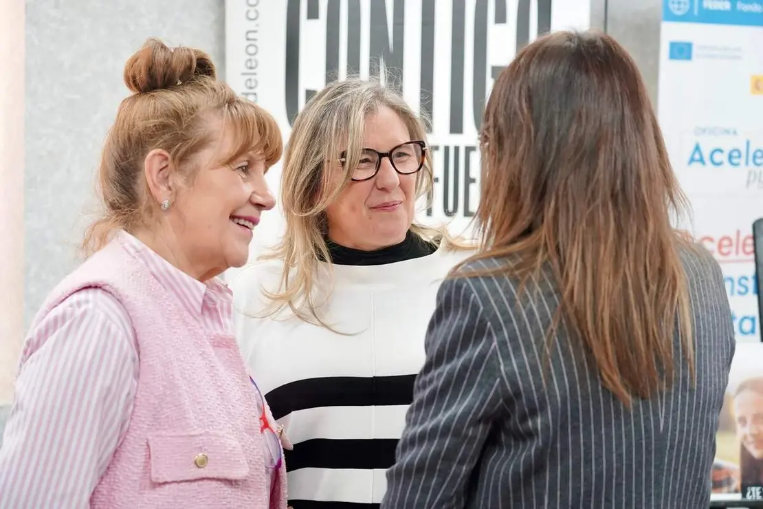 El alcalde de Le&oacute;n, Jos&eacute; Antonio Diez, asiste al encuentro &lsquo;Emprendimiento Femenino en la Hosteler&iacute;a&rsquo;, para visibilizar el talento, liderazgo, emprendimiento y aportaci&oacute;n de las mujeres del sector en la provincia