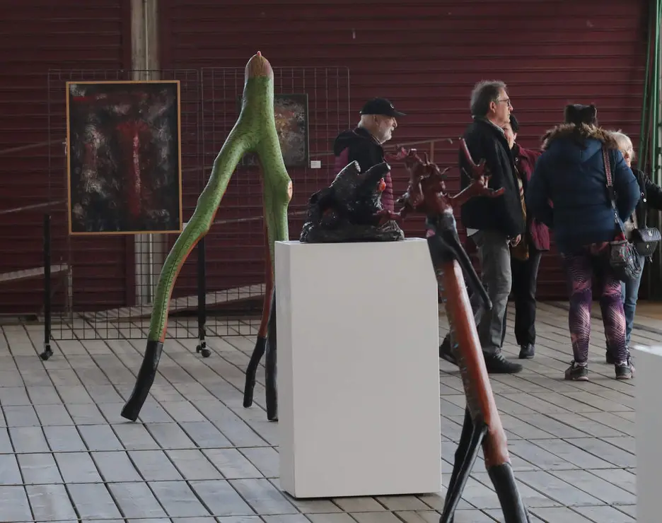 Presentaci&oacute;n de la exposici&oacute;n de pintura y escultura de la Asociaci&oacute;n de Pintores del Bierzo en el Museo del Ferrocarril de Ponferrada