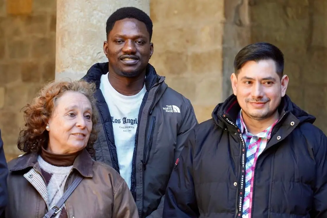 El obispo de Le&oacute;n, Luis &Aacute;ngel de las Heras, recibe al grupo de internos del Centro Penitenciario de Mansilla de las Mulas y del Centro de Inserci&oacute;n Social-CIS &lsquo;Jes&uacute;s Haddad&rsquo; que participar&aacute;n como braceros en la Procesi&oacute;n del Perd&oacute;n