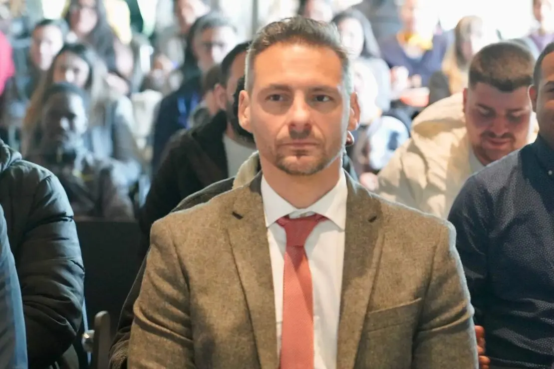 El gerente del Servicio P&uacute;blico de Empleo de Castilla y Le&oacute;n, Jes&uacute;s Blanco, y el alcalde de Le&oacute;n, Jos&eacute; Antonio Diez, clausuran el programa mixto de formaci&oacute;n y empleo &lsquo;Le&oacute;n Construye III&rsquo; e inauguran los programas de la nueva convocatoria en el Ayuntamiento de Le&oacute;n