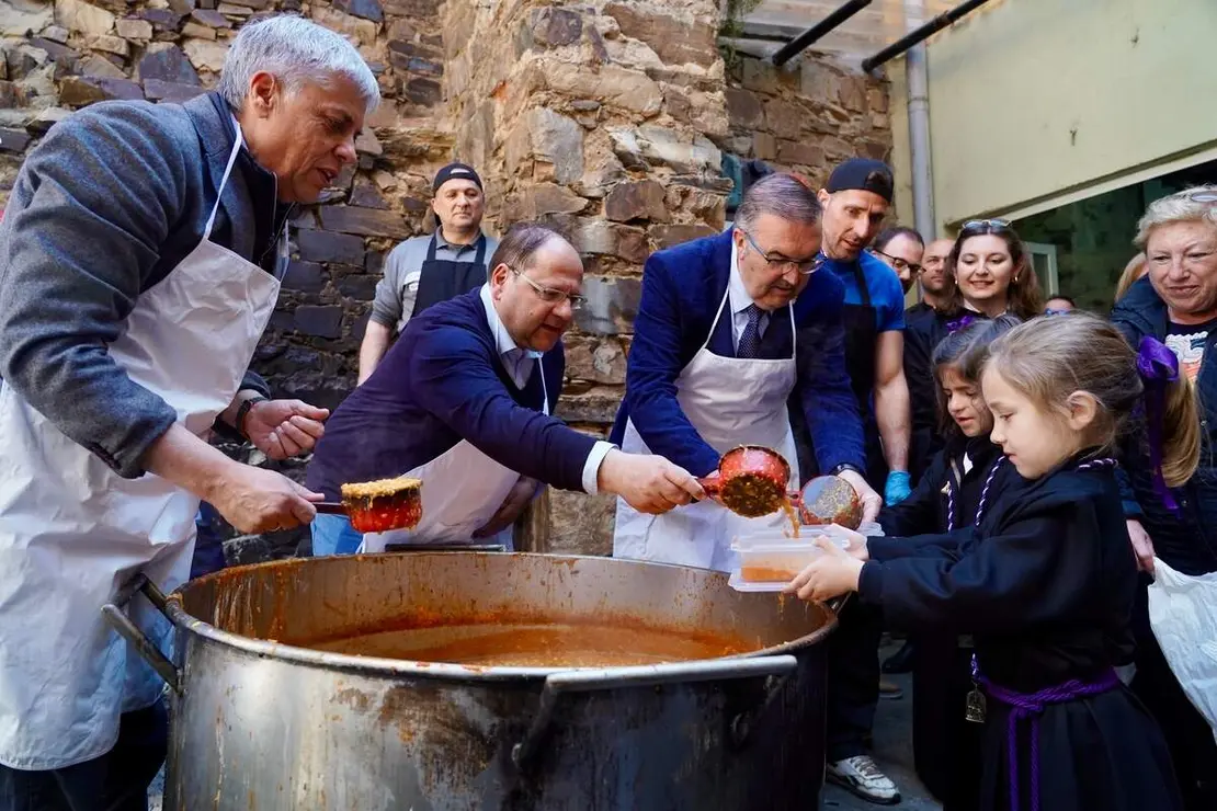 La Cofrad&iacute;a Nuestra Se&ntilde;ora de las Angustias y Soledad de La Ba&ntilde;eza organiza la procesi&oacute;n del Santo Potajero, declarada de Inter&eacute;s Tur&iacute;stico Provincial