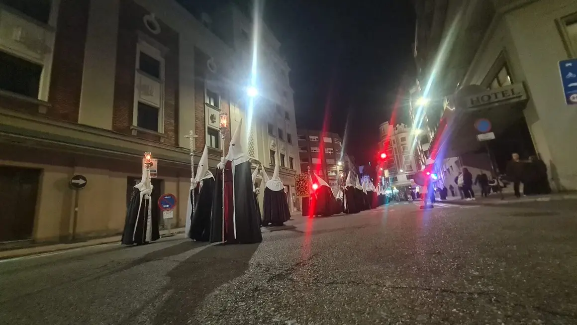 c1d08f64-6c4f-436b-ba27-b5fb57289b38