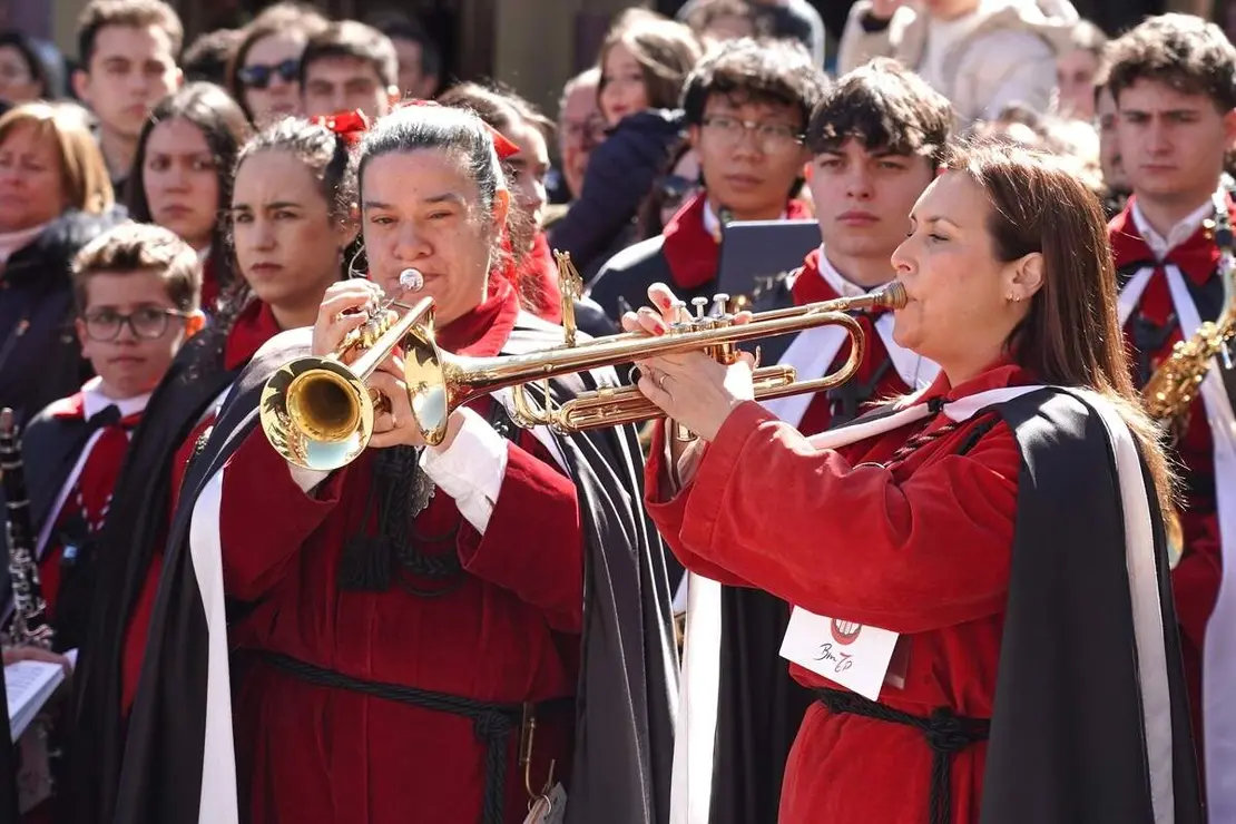 Celebraci&oacute;n del preg&oacute;n a caballo organizado por la Cofrad&iacute;a de las Siete Palabras de Jes&uacute;s en la Cruz