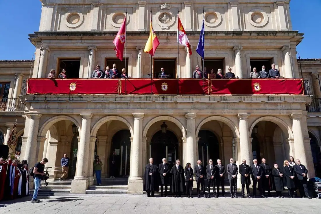 Celebraci&oacute;n del preg&oacute;n a caballo organizado por la Cofrad&iacute;a de las Siete Palabras de Jes&uacute;s en la Cruz