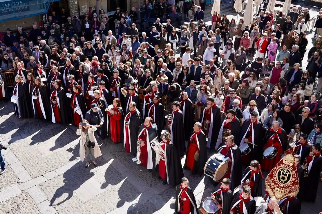 Celebraci&oacute;n del preg&oacute;n a caballo organizado por la Cofrad&iacute;a de las Siete Palabras de Jes&uacute;s en la Cruz