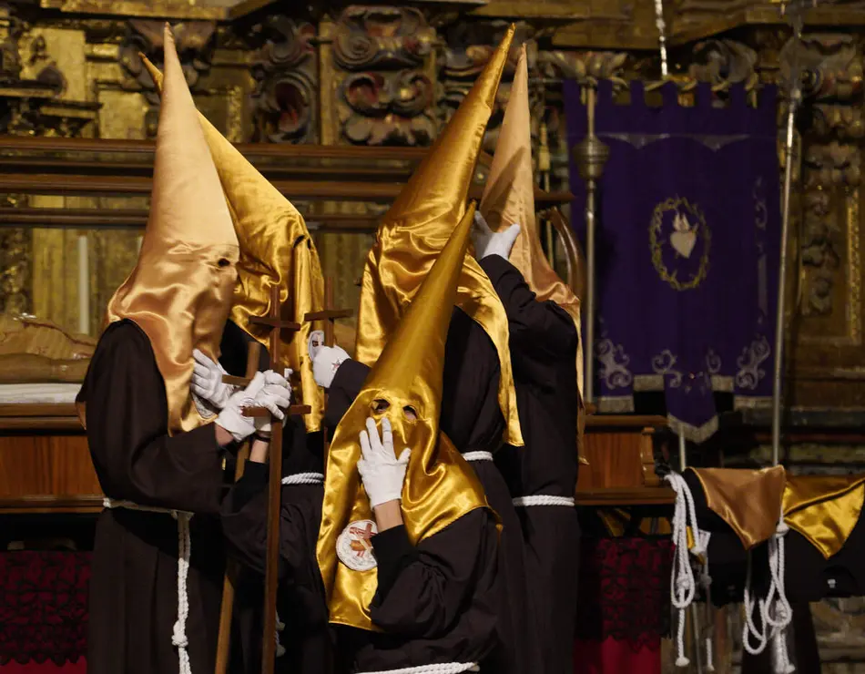 Procesi&oacute;n de la Sant&iacute;sima Virgen de los Dolores y Ver&oacute;nica de Villafranca del Bierzo (Le&oacute;n)