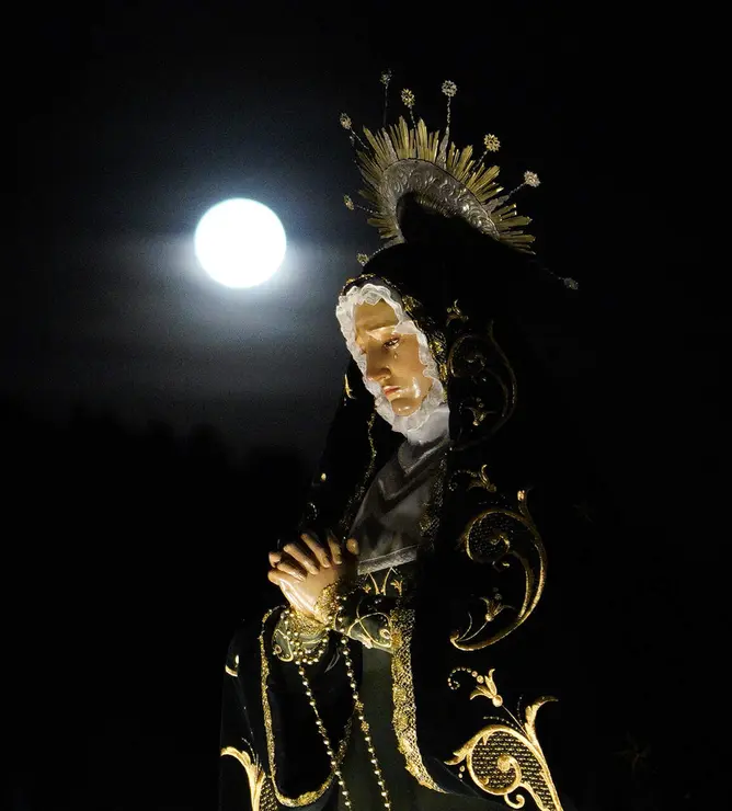 Procesi&oacute;n de la Sant&iacute;sima Virgen de los Dolores y Ver&oacute;nica de Villafranca del Bierzo (Le&oacute;n)