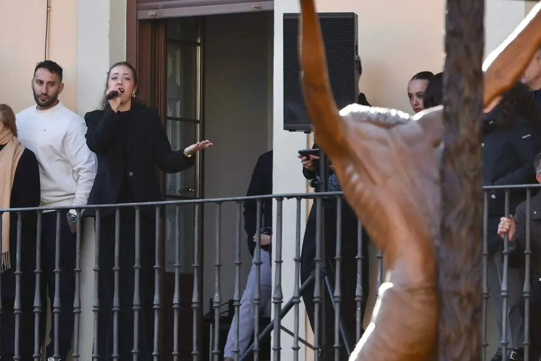 Celebraci&oacute;n del acto de &lsquo;El Encuentro&rsquo; en el transcurso de la Procesi&oacute;n de los Pasos de la Cofrad&iacute;a del Dulce Nombre de Jes&uacute;s Nazareno de la Semana Santa de Le&oacute;n
