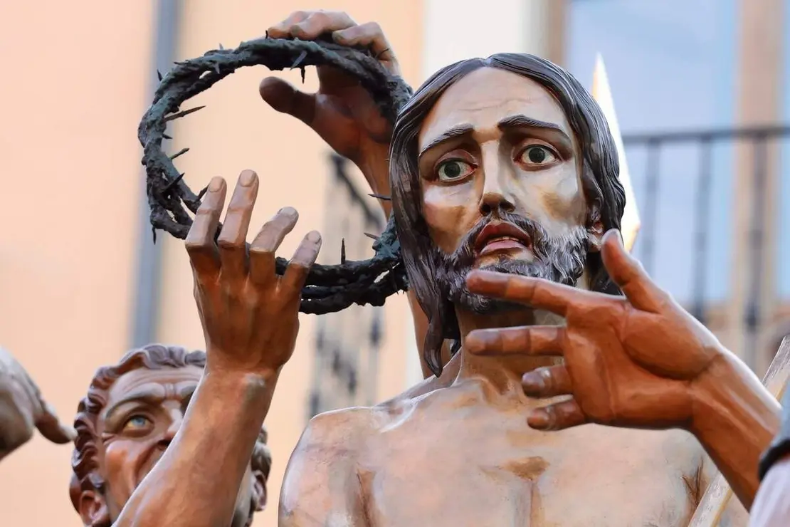 Celebraci&oacute;n del acto de &lsquo;El Encuentro&rsquo; en el transcurso de la Procesi&oacute;n de los Pasos de la Cofrad&iacute;a del Dulce Nombre de Jes&uacute;s Nazareno de la Semana Santa de Le&oacute;n