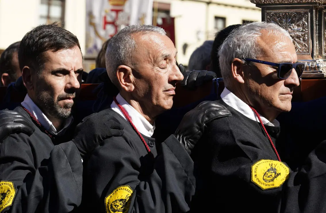 Procesi&oacute;n de Resurrecci&oacute;n con la imagen de la Virgen de la Encina y el Santo Sacramento de Ponferrada