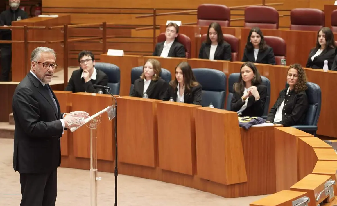 Liga de debate Santa Mar&iacute;a del P&aacute;ramo (9)