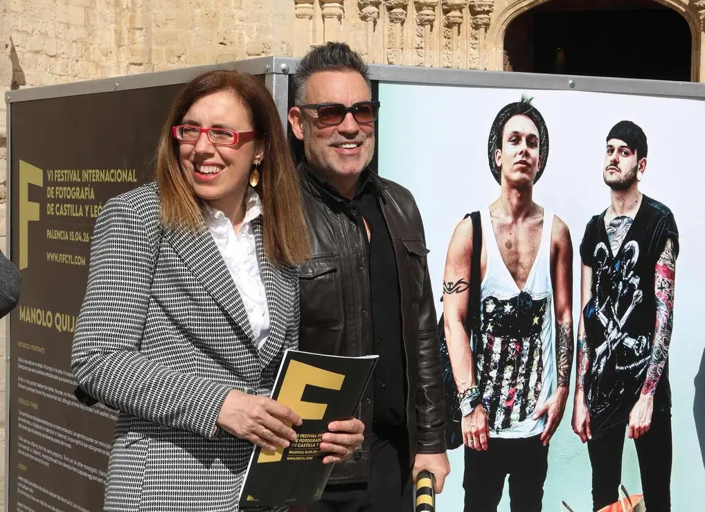 Inauguraci&oacute;n del VI Festival Internacional de Fotograf&iacute;a de Castilla y Le&oacute;n. Asisten la directora general de Pol&iacute;ticas Culturales en funciones, Inmaculada Mart&iacute;nez; y el concejal de Identidad Cultural, Turismo y Fiestas, Francisco Fern&aacute;ndez