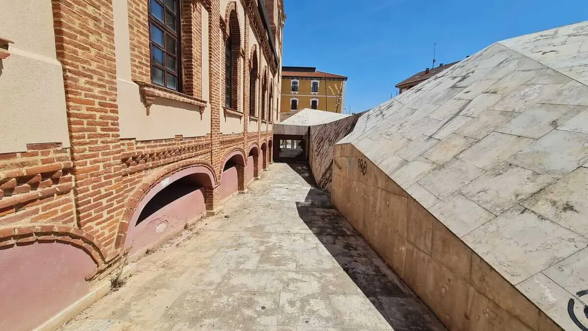 edificio ara&uacute; (7)