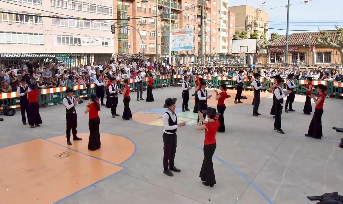 2026-04-17 Fiestas - Festival Primaria, Secundaria y Bachiller - ESO 4&ordm;A (1)