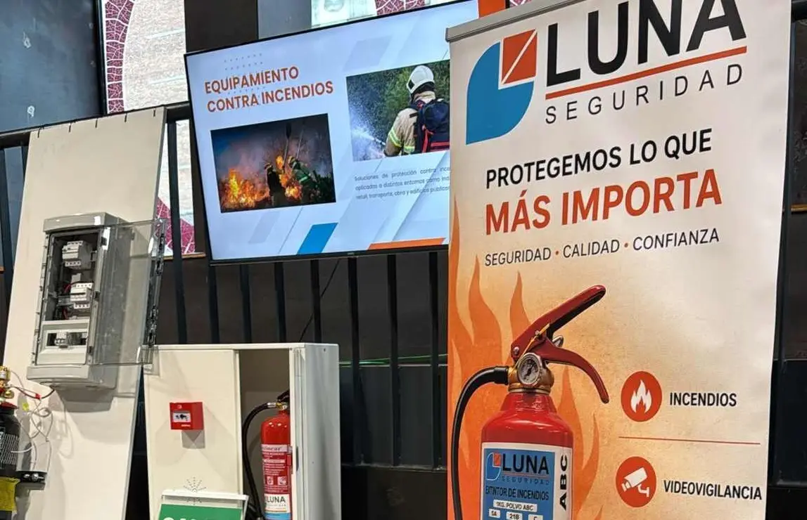 El C&iacute;rculo Empresarial Leon&eacute;s (CEL) celebra este mi&eacute;rcoles en Espacio V&iacute;as las I Jornadas Profesionales de Seguridad en Le&oacute;n, un evento organizado por Luna Grupo que busca convertirse en un punto de referencia para el tejido empresarial de la provincia.